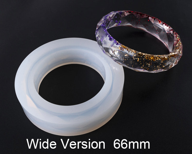 Bracelet Moulds - Diamond-Shaped Surface