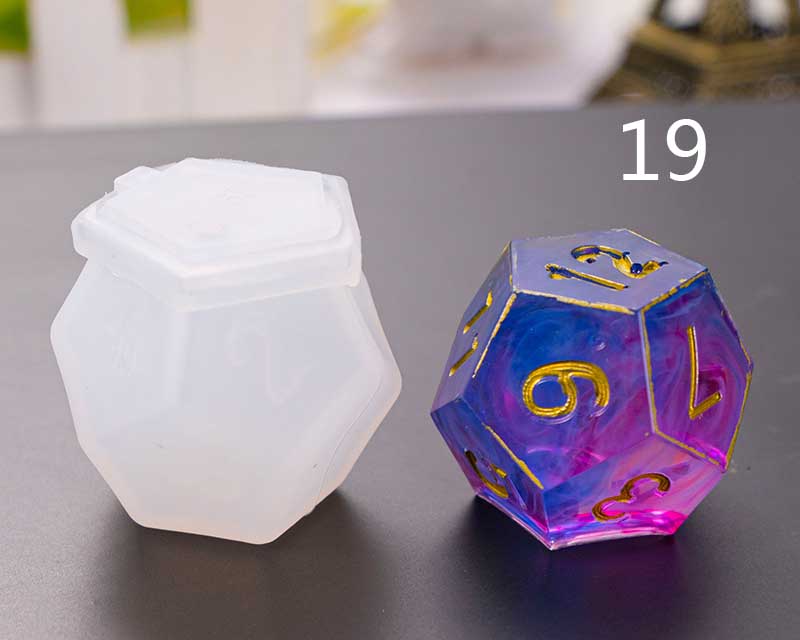 Dice molds deals